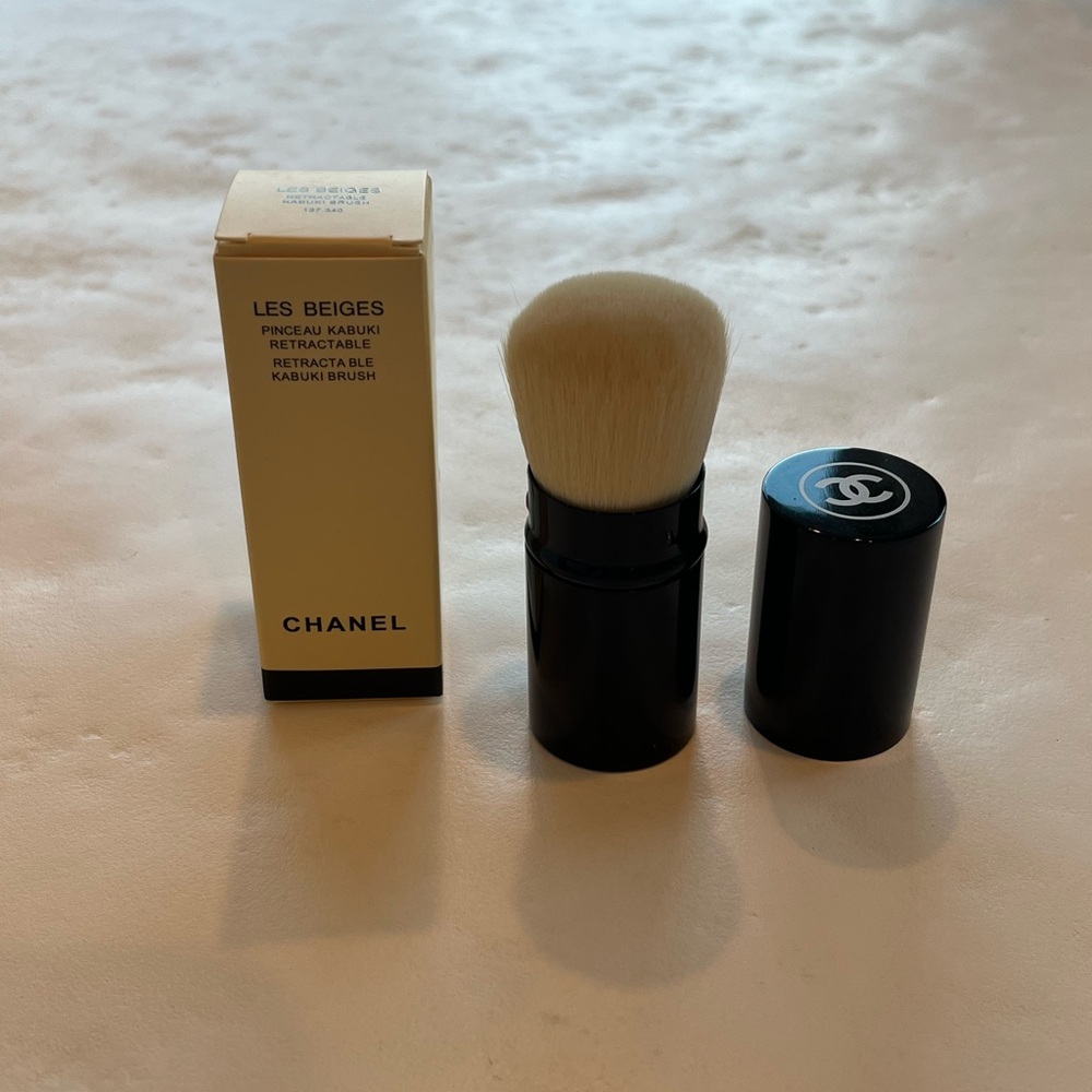 Chanel LES BEIGES Kabuki Retractable Brush BNIB - Picture 5 of 7